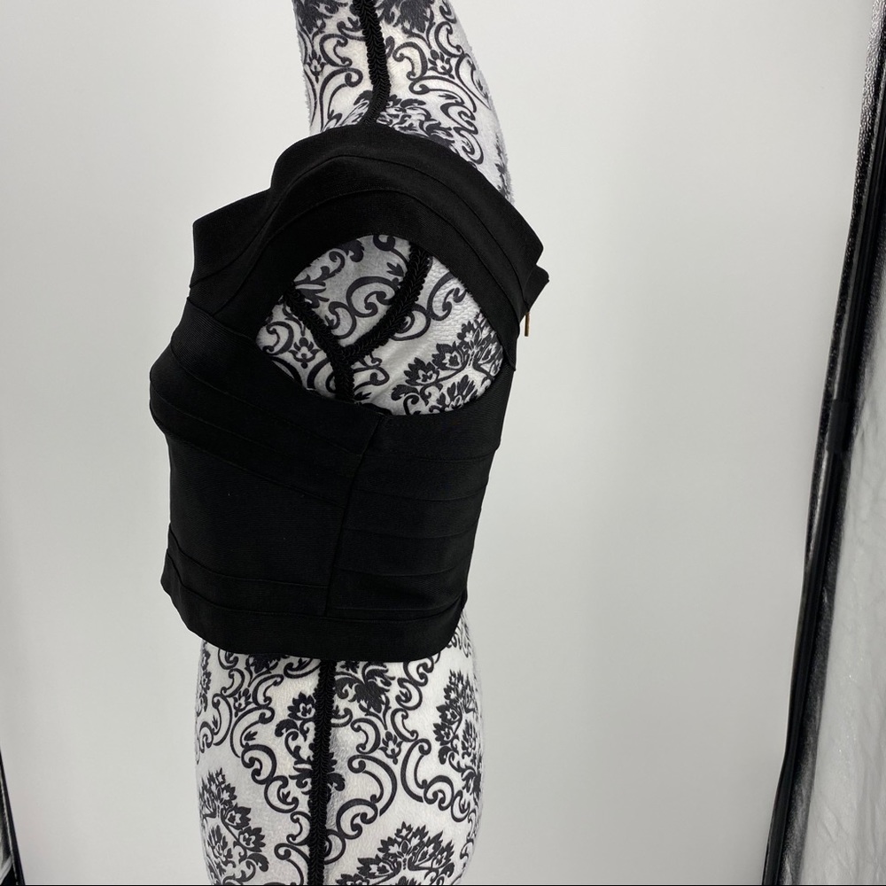 WOW COUTURE Off-the-shoulder Cropped Bandage top - Picture 7 of 12